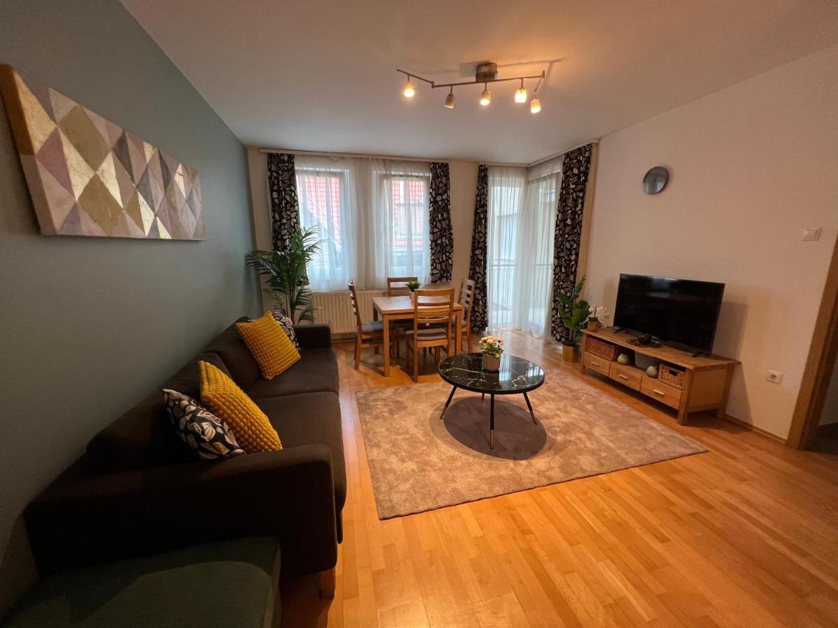 Ferienwohnung Akacfa 26 Budapest Exterior foto